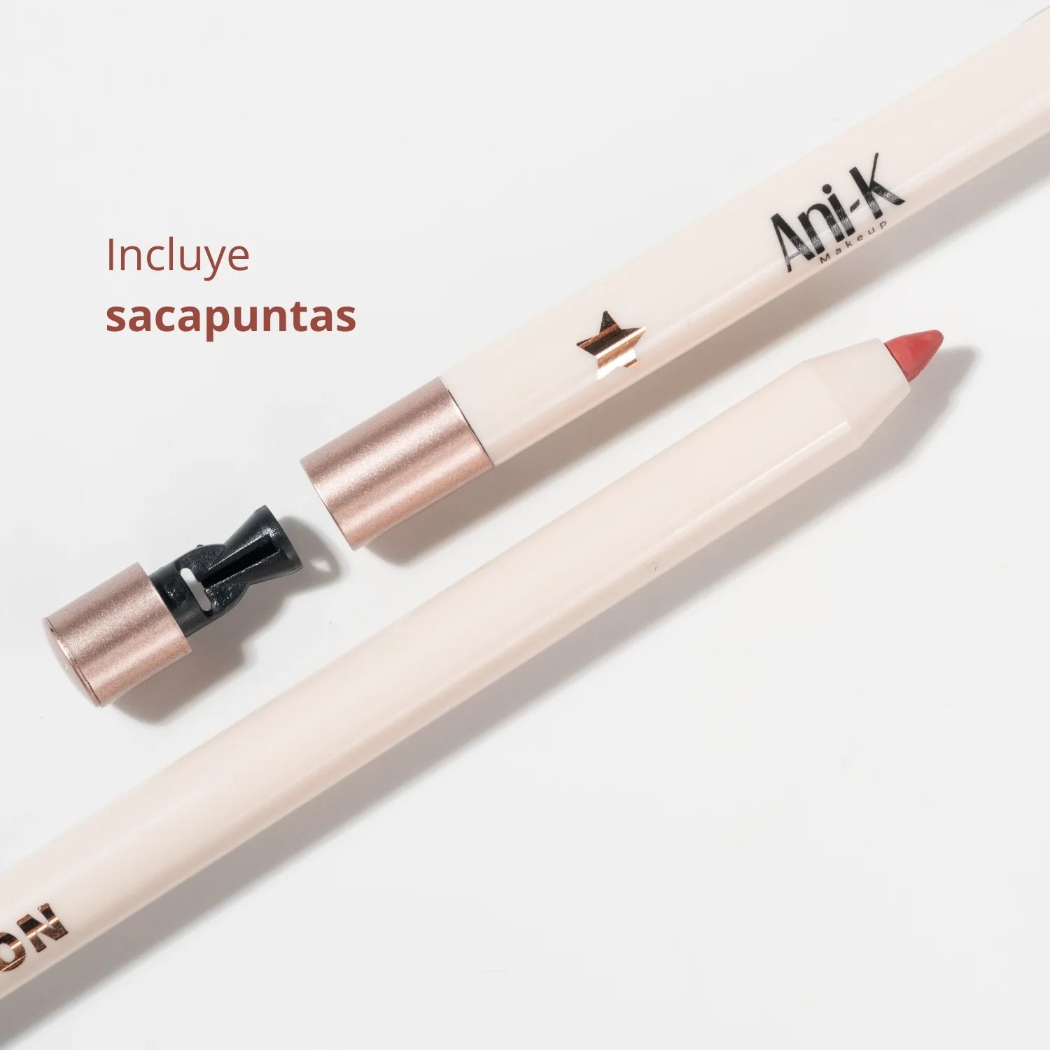 DELINEADOR DE LABIOS KISS DEFINITION ANIK