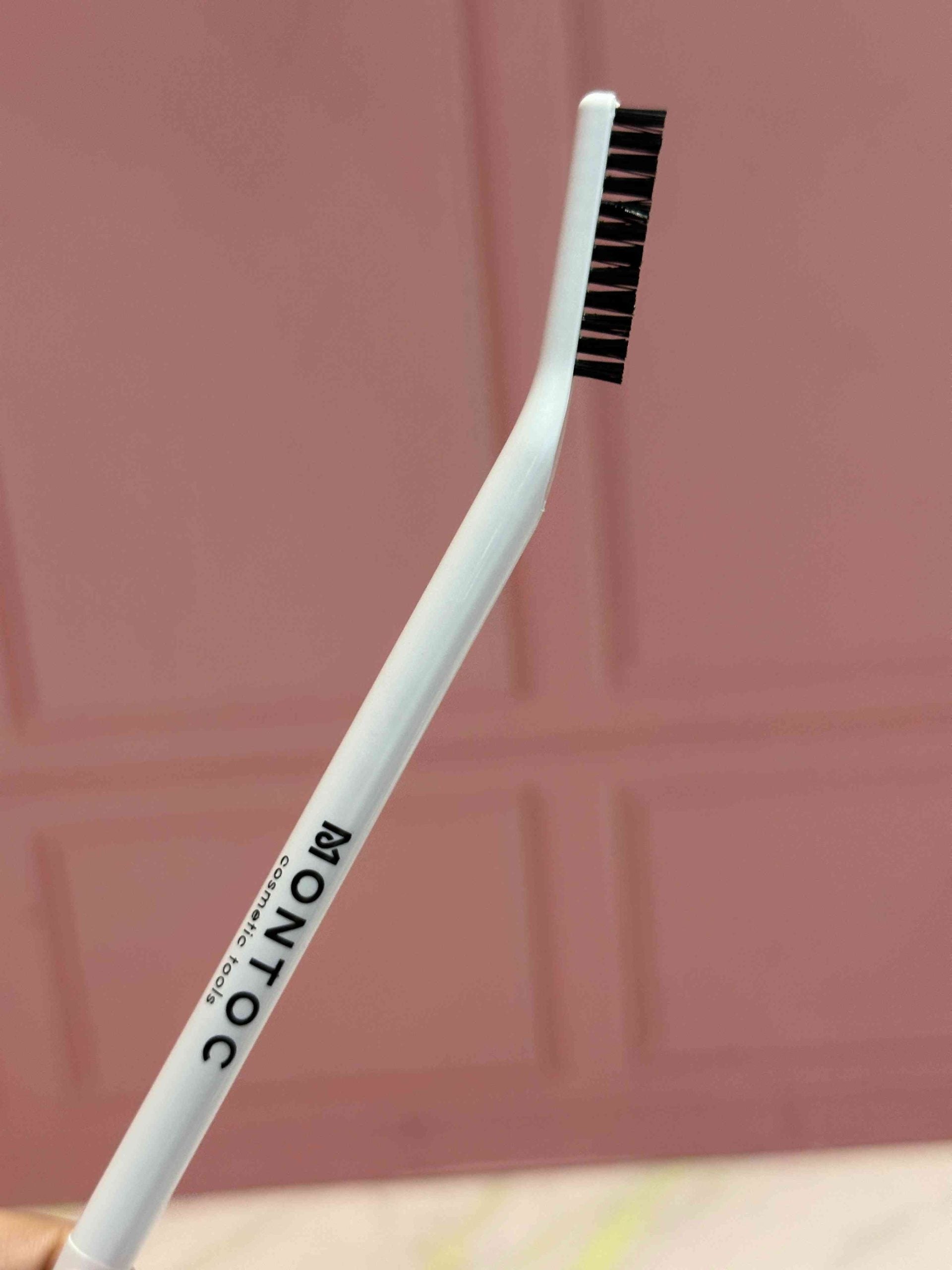 BROCHA DE CEJAS LAMINADAS MONTOC