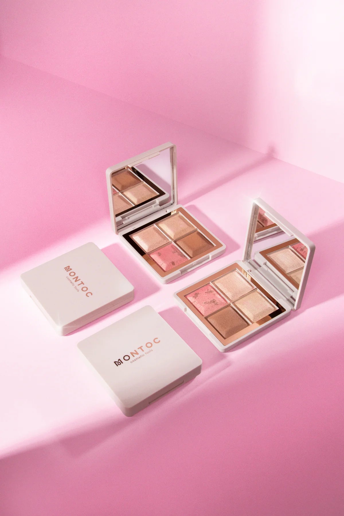 PALETA LIGHT SET MONTOC BRONZER/RUBOR/ILUMINADOR