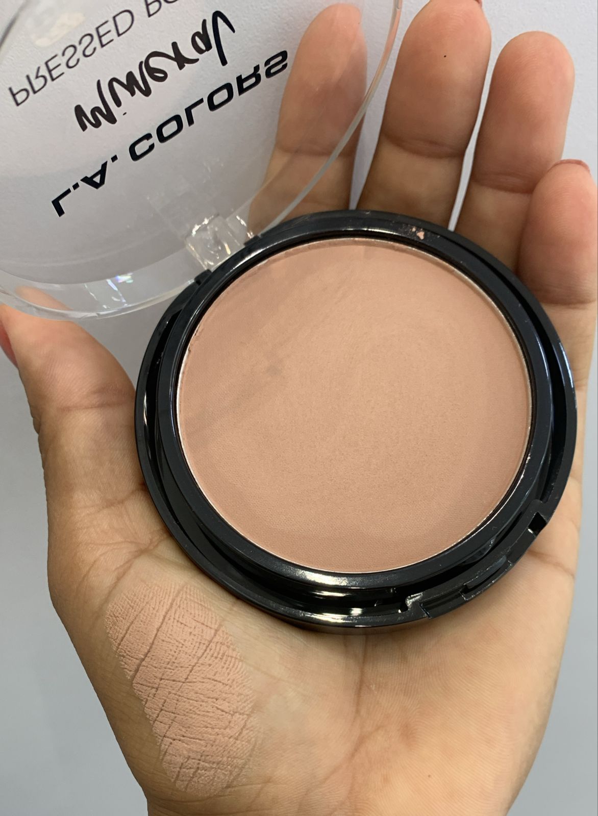 POLVO COMPACTO MINEALIZADOR L.A COLORS